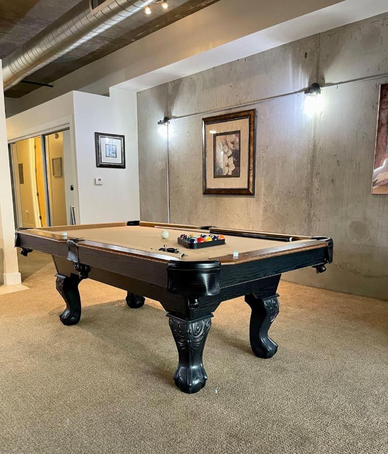 Loft Living Downtown At Its Best! Very Spacious Phoenix Bagian luar foto
